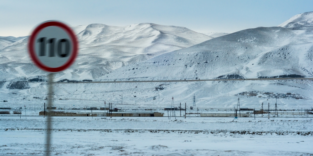 ograniczenia operatora, orkhan-farmanli-unsplash CC-0