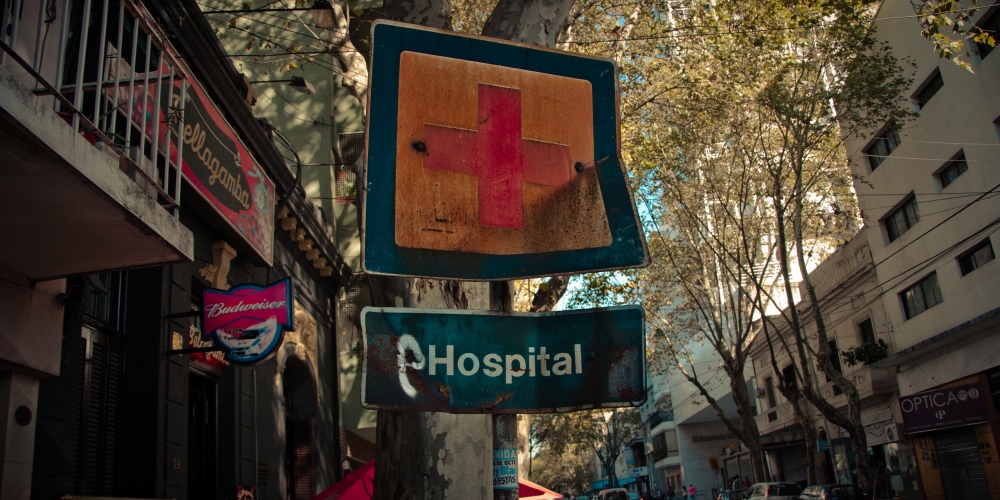 podstawa paramedyka, zdjecie tienda-bandera@unsplash.com, cc-0