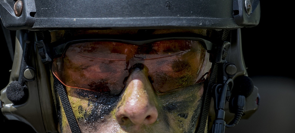 gogle balistyczne, zdjęcie: Staff Sgt. Michelle Y. Alvarez-Rea, co.ng.mil, CC-0