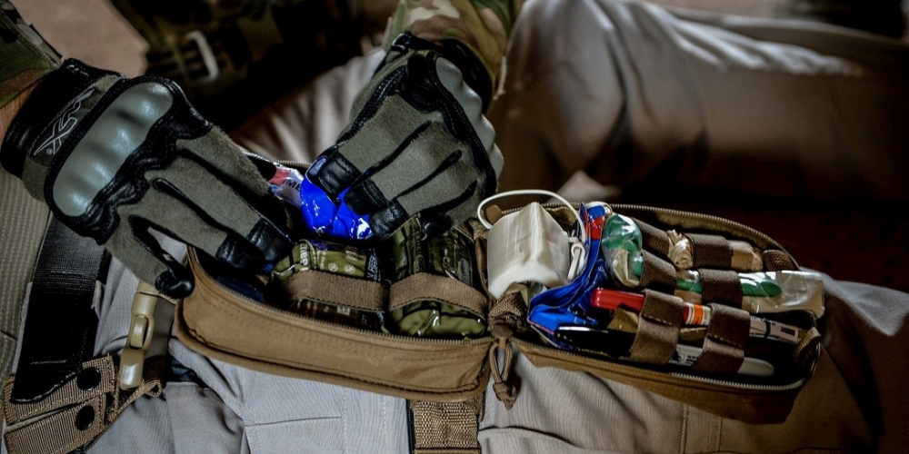 apteczka taktyczna USAF, CC-0