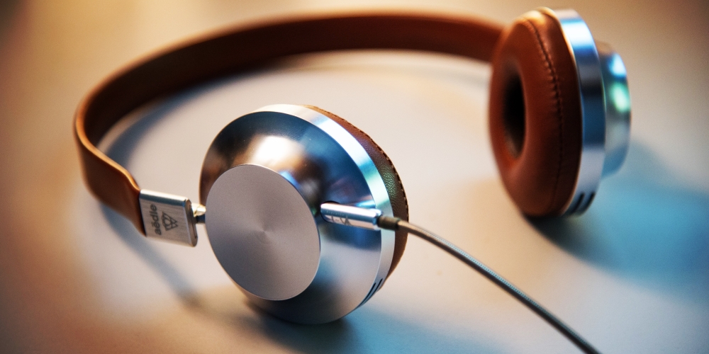 Bóg Cię nie slucha, zdjęcie: lee-campbell@unsplash.com, CC-0