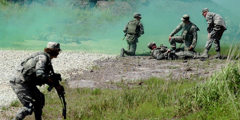 trening pod ostrzałem, U.S. Air Force photo by Staff Sgt Nick Wilson