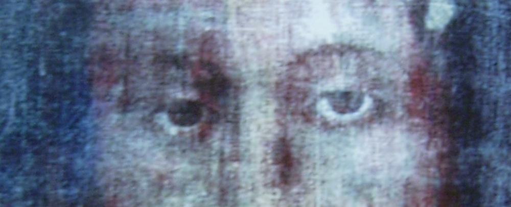 chusta z Manopello i Całun Turyński, zdjęcie: wikimedia.org, vSr. Blandina Paschalis Schlömer OSCO, photo taken by Br. Benno Maria Kehl OFM, uploaded by Rüdiger Sander, CC-BY