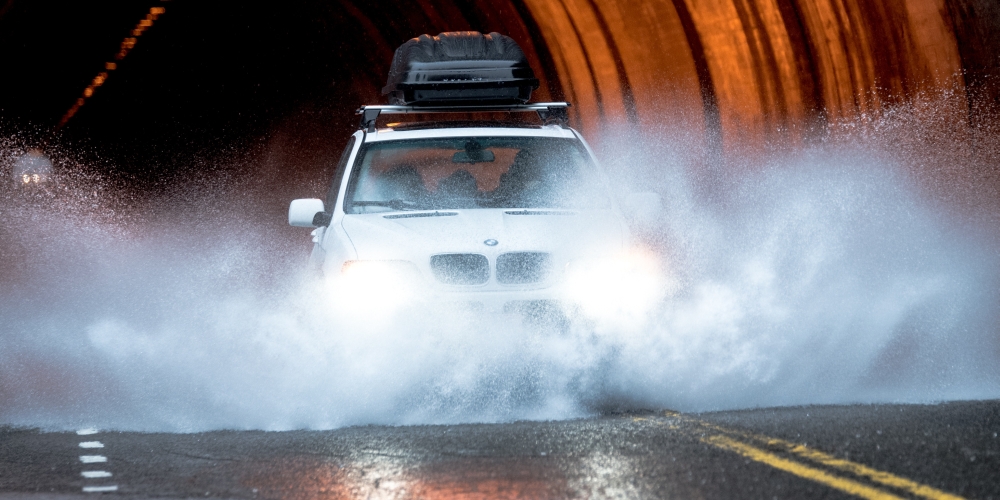 powódź w centrum miasta, zdjęcie: casey-horner@unsplash.com, CC-0